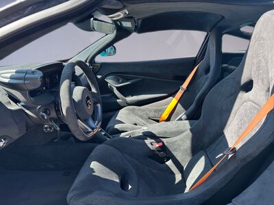 McLaren 750s Neuwagen