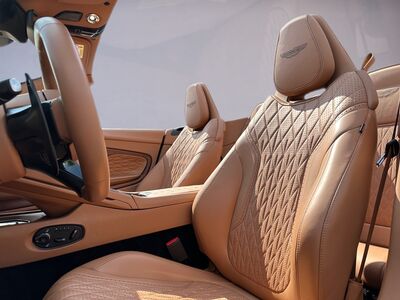Aston Martin DB12 Gebrauchtwagen