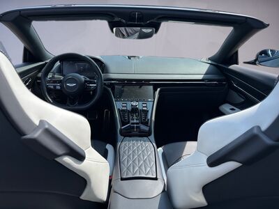 Aston Martin DB12 Gebrauchtwagen