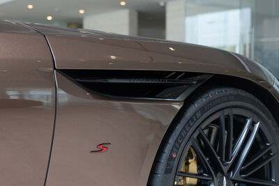 Aston Martin DB12 Neuwagen Aston Martin DB12 Neuwagen