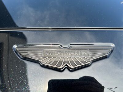 Aston Martin DBX Neuwagen