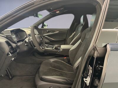 Aston Martin DBX Neuwagen