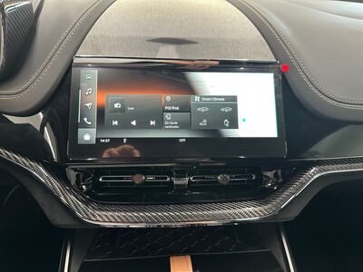 Aston Martin DBX Neuwagen