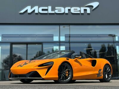 McLaren Artura Neuwagen