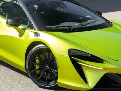 McLaren Artura Tageszulassung McLaren Artura Tageszulassung