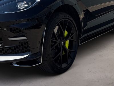 Aston Martin DBX Neuwagen Aston Martin DBX Neuwagen