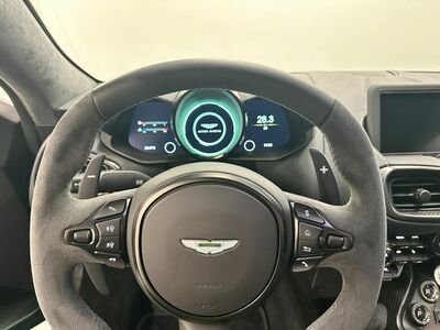 Aston Martin V8 Neuwagen