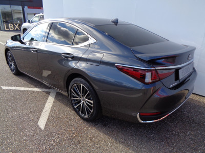 Lexus ES Neuwagen