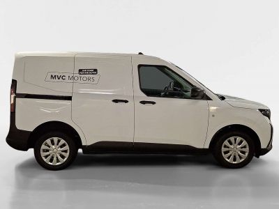 Ford Transit Courier Vorführwagen