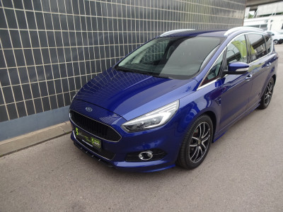 Ford S-MAX Gebrauchtwagen