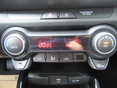 KIA Stonic Gebrauchtwagen KIA Stonic Gebrauchtwagen