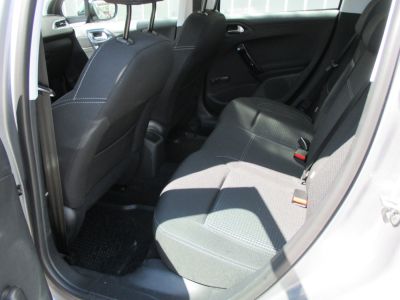 Peugeot 208 Gebrauchtwagen