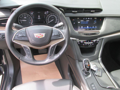 Cadillac XT5 Gebrauchtwagen Cadillac XT5 Gebrauchtwagen