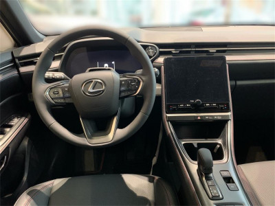 Lexus LBX Neuwagen Lexus LBX Neuwagen