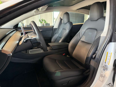 Tesla Model 3 Gebrauchtwagen