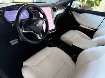 Tesla Model S Gebrauchtwagen