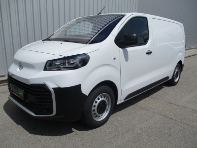 Toyota Pro Ace Vorführwagen