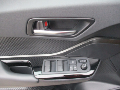 Toyota C-HR Gebrauchtwagen