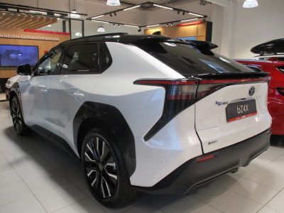 Toyota bZ4X Neuwagen