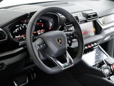 Lamborghini Urus Neuwagen