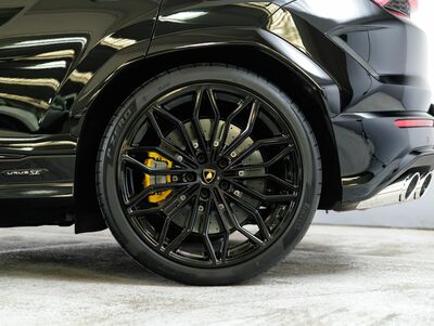 Lamborghini Urus Neuwagen