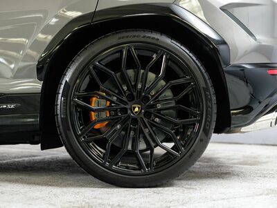 Lamborghini Urus Neuwagen