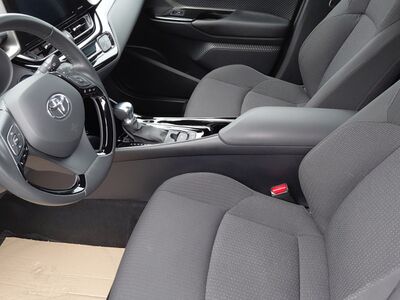 Toyota C-HR Gebrauchtwagen