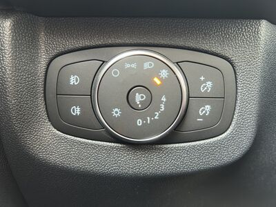 Ford Tourneo Courier Neuwagen