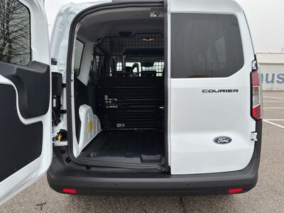 Ford Transit Courier Vorführwagen