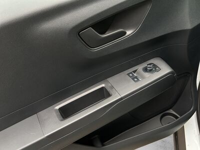 Ford Transit Courier Vorführwagen