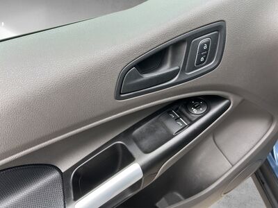 Ford Transit Connect Gebrauchtwagen