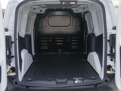 Ford Transit Courier Vorführwagen