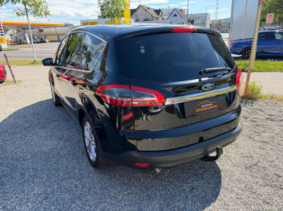 Ford S-MAX Gebrauchtwagen