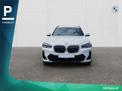 BMW iX3 Gebrauchtwagen BMW iX3 Gebrauchtwagen