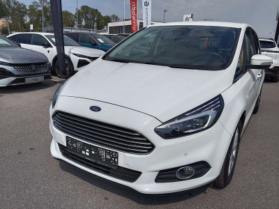 Ford S-MAX Gebrauchtwagen