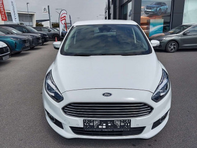 Ford S-MAX Gebrauchtwagen