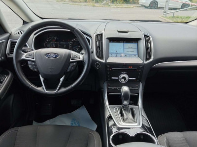 Ford S-MAX Gebrauchtwagen