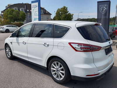 Ford S-MAX Gebrauchtwagen