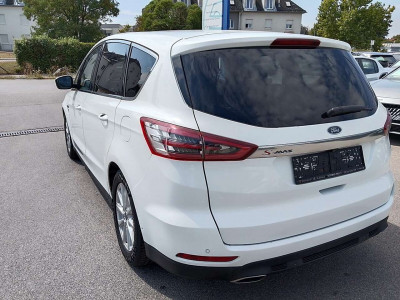 Ford S-MAX Gebrauchtwagen