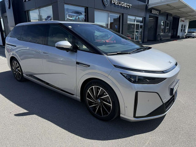 Xpeng X9 Vorführwagen