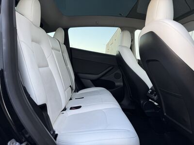 Tesla Model Y Gebrauchtwagen