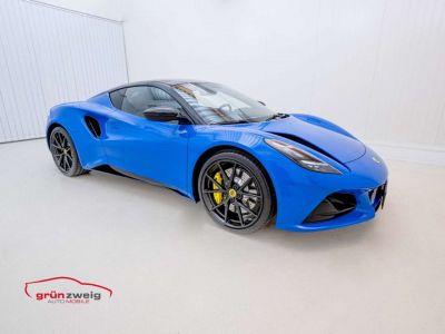 Lotus Emira Vorführwagen