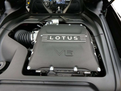 Lotus Emira Vorführwagen