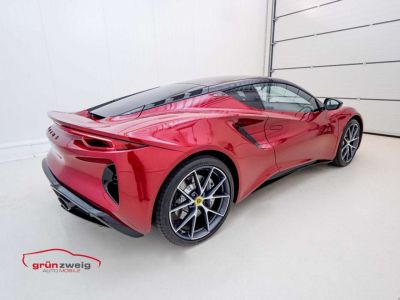 Lotus Emira Vorführwagen