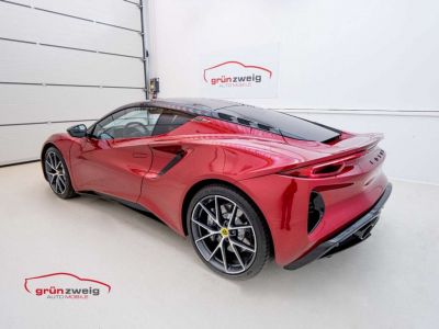 Lotus Emira Vorführwagen