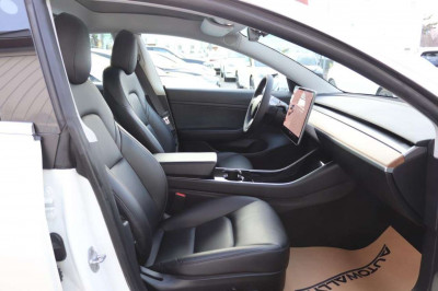 Tesla Model 3 Gebrauchtwagen