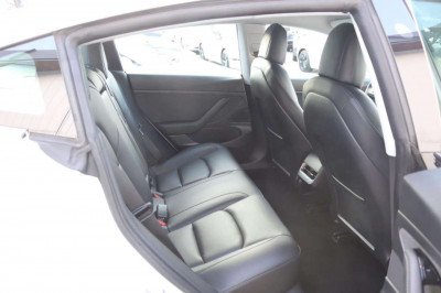 Tesla Model 3 Gebrauchtwagen