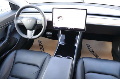 Tesla Model 3 Gebrauchtwagen