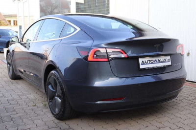Tesla Model 3 Gebrauchtwagen
