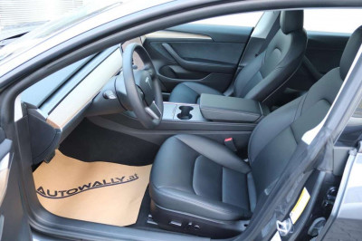 Tesla Model 3 Gebrauchtwagen